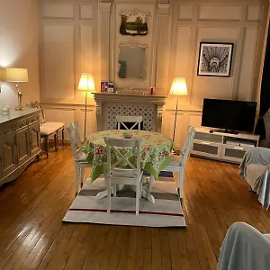  Apartment Eglantine Centre Historique De Frankreich
