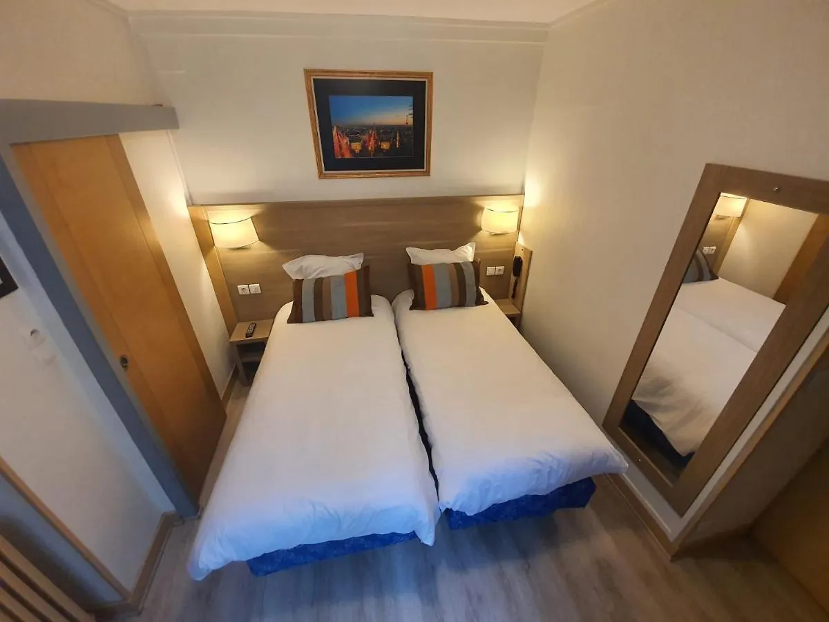 פריז Hotel Savoy צרפת